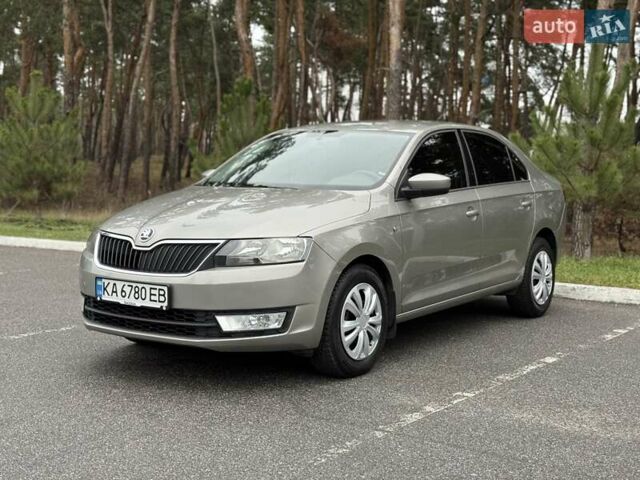 Бежевий Шкода Рапід, об'ємом двигуна 1.6 л та пробігом 187 тис. км за 8500 $, фото 5 на Automoto.ua