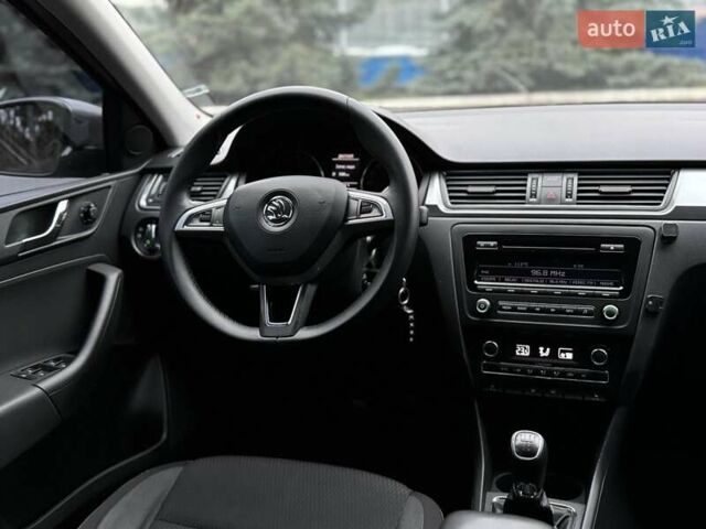 Бежевий Шкода Рапід, об'ємом двигуна 1.6 л та пробігом 187 тис. км за 8500 $, фото 55 на Automoto.ua