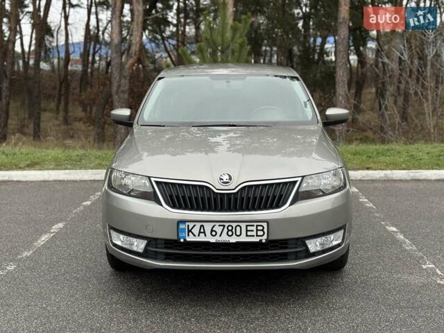 Бежевий Шкода Рапід, об'ємом двигуна 1.6 л та пробігом 187 тис. км за 8500 $, фото 4 на Automoto.ua