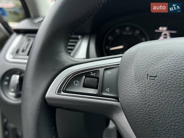 Бежевий Шкода Рапід, об'ємом двигуна 1.6 л та пробігом 187 тис. км за 8500 $, фото 29 на Automoto.ua