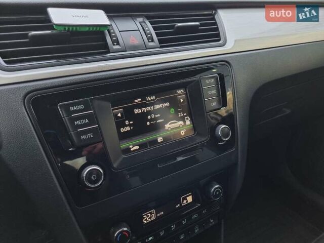 Бежевий Шкода Рапід, об'ємом двигуна 1.2 л та пробігом 231 тис. км за 7900 $, фото 36 на Automoto.ua