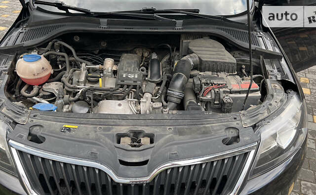 Черный Шкода Рапид, объемом двигателя 1.2 л и пробегом 96 тыс. км за 8300 $, фото 5 на Automoto.ua