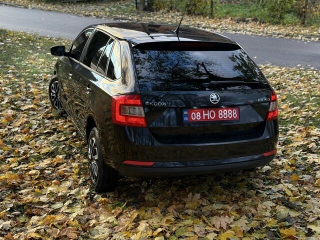 Черный Шкода Рапид, объемом двигателя 1.6 л и пробегом 260 тыс. км за 7200 $, фото 4 на Automoto.ua