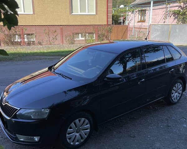 Черный Шкода Рапид, объемом двигателя 1.4 л и пробегом 172 тыс. км за 9200 $, фото 31 на Automoto.ua
