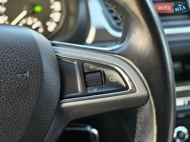 Чорний Шкода Рапід, об'ємом двигуна 1.6 л та пробігом 162 тис. км за 10300 $, фото 40 на Automoto.ua