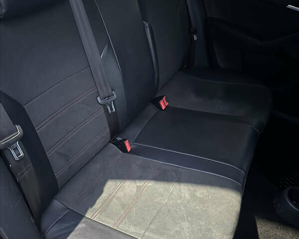 Черный Шкода Рапид, объемом двигателя 1.6 л и пробегом 299 тыс. км за 7000 $, фото 11 на Automoto.ua