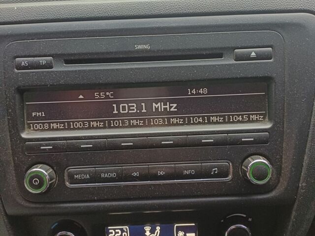 Черный Шкода Рапид, объемом двигателя 1.6 л и пробегом 119 тыс. км за 8200 $, фото 5 на Automoto.ua