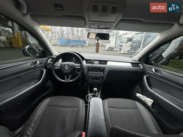 Черный Шкода Рапид, объемом двигателя 1.2 л и пробегом 175 тыс. км за 8000 $, фото 7 на Automoto.ua
