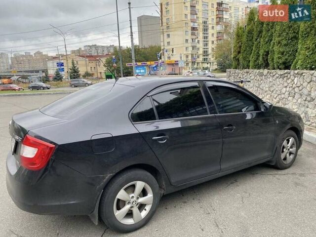Чорний Шкода Рапід, об'ємом двигуна 1.2 л та пробігом 197 тис. км за 7300 $, фото 2 на Automoto.ua