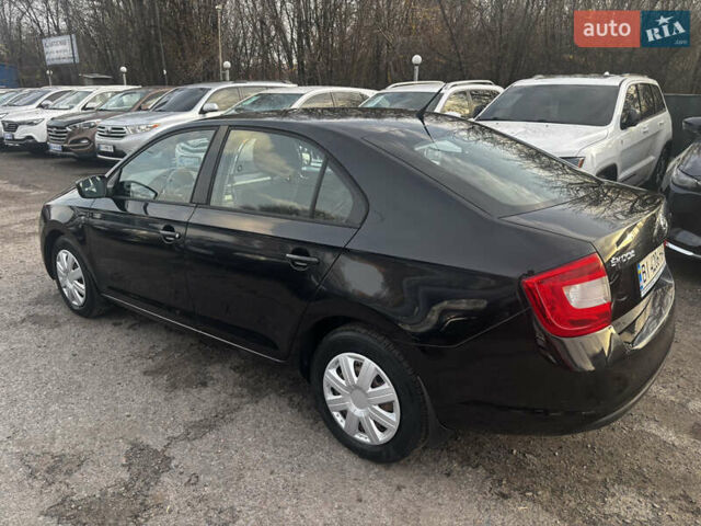 Чорний Шкода Рапід, об'ємом двигуна 1.6 л та пробігом 261 тис. км за 8000 $, фото 5 на Automoto.ua