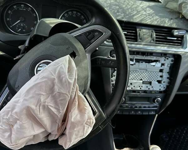 Чорний Шкода Рапід, об'ємом двигуна 1.2 л та пробігом 160 тис. км за 2350 $, фото 19 на Automoto.ua