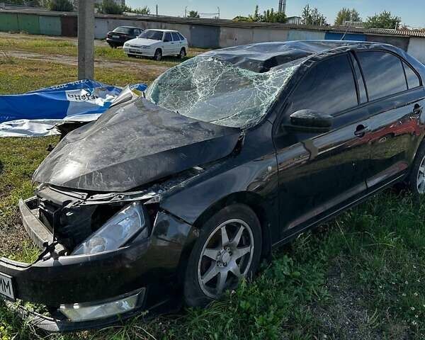 Чорний Шкода Рапід, об'ємом двигуна 1.2 л та пробігом 160 тис. км за 2350 $, фото 4 на Automoto.ua