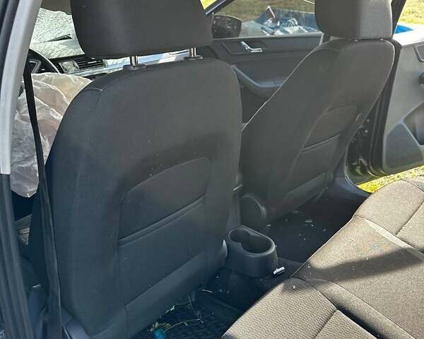 Чорний Шкода Рапід, об'ємом двигуна 1.2 л та пробігом 160 тис. км за 2350 $, фото 17 на Automoto.ua