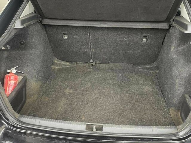 Черный Шкода Рапид, объемом двигателя 1.2 л и пробегом 220 тыс. км за 6291 $, фото 11 на Automoto.ua