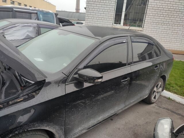 Черный Шкода Рапид, объемом двигателя 0 л и пробегом 350 тыс. км за 4300 $, фото 1 на Automoto.ua