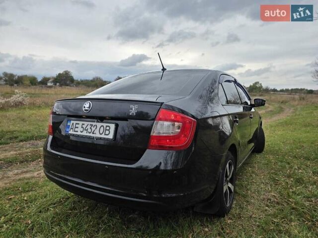 Черный Шкода Рапид, объемом двигателя 1.2 л и пробегом 350 тыс. км за 9000 $, фото 2 на Automoto.ua