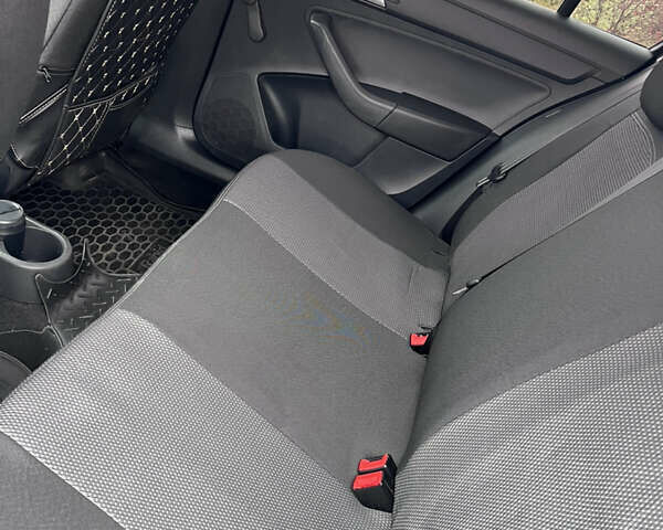 Коричневий Шкода Рапід, об'ємом двигуна 1.2 л та пробігом 98 тис. км за 9950 $, фото 9 на Automoto.ua