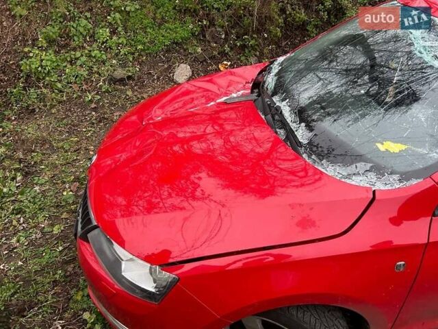 Красный Шкода Рапид, объемом двигателя 1.39 л и пробегом 150 тыс. км за 4900 $, фото 1 на Automoto.ua