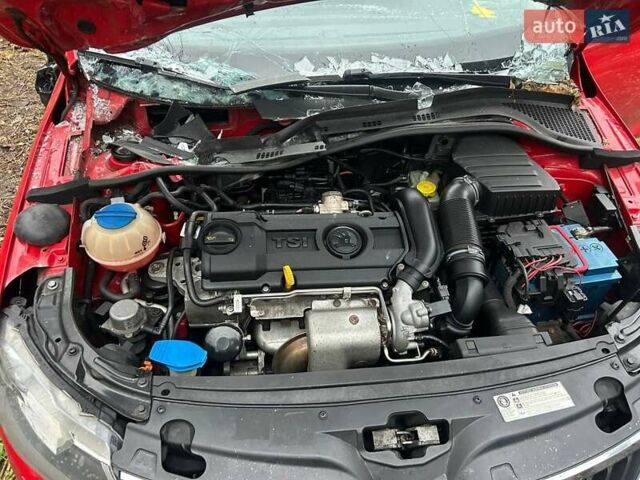 Красный Шкода Рапид, объемом двигателя 1.39 л и пробегом 150 тыс. км за 4900 $, фото 12 на Automoto.ua