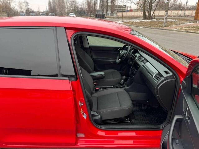 Червоний Шкода Рапід, об'ємом двигуна 1.2 л та пробігом 177 тис. км за 7200 $, фото 13 на Automoto.ua
