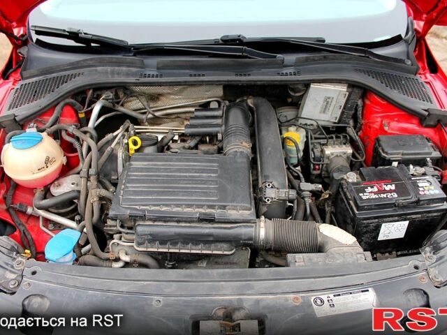 Червоний Шкода Рапід, об'ємом двигуна 1.2 л та пробігом 180 тис. км за 6200 $, фото 10 на Automoto.ua