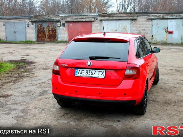 Червоний Шкода Рапід, об'ємом двигуна 1.2 л та пробігом 180 тис. км за 6200 $, фото 5 на Automoto.ua