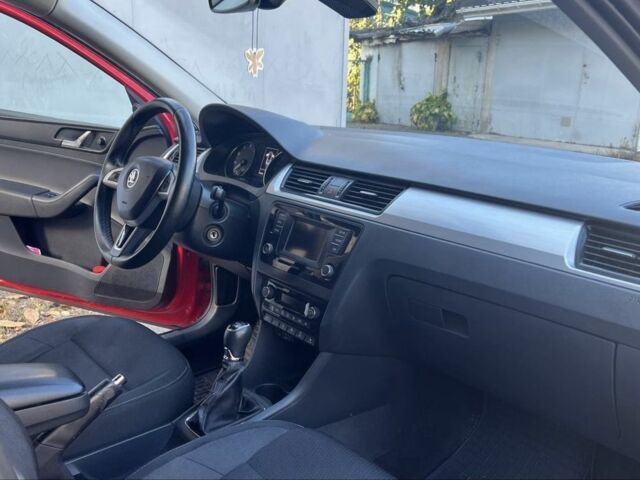 Красный Шкода Рапид, объемом двигателя 1.2 л и пробегом 111 тыс. км за 8000 $, фото 5 на Automoto.ua