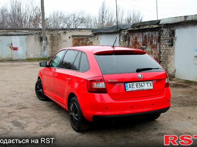 Червоний Шкода Рапід, об'ємом двигуна 1.2 л та пробігом 180 тис. км за 6200 $, фото 3 на Automoto.ua