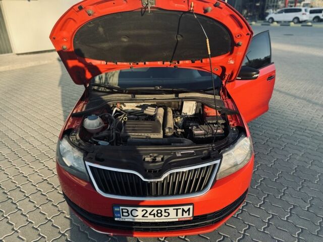 Червоний Шкода Рапід, об'ємом двигуна 1.2 л та пробігом 123 тис. км за 7000 $, фото 6 на Automoto.ua