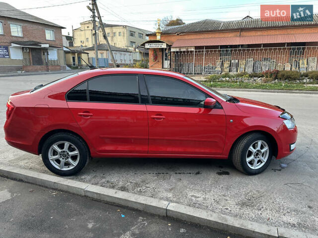 Красный Шкода Рапид, объемом двигателя 1.6 л и пробегом 320 тыс. км за 7800 $, фото 3 на Automoto.ua