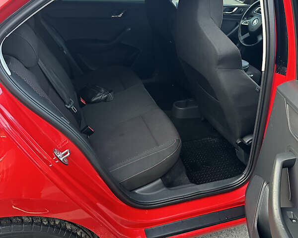 Красный Шкода Рапид, объемом двигателя 1.6 л и пробегом 320 тыс. км за 7800 $, фото 10 на Automoto.ua