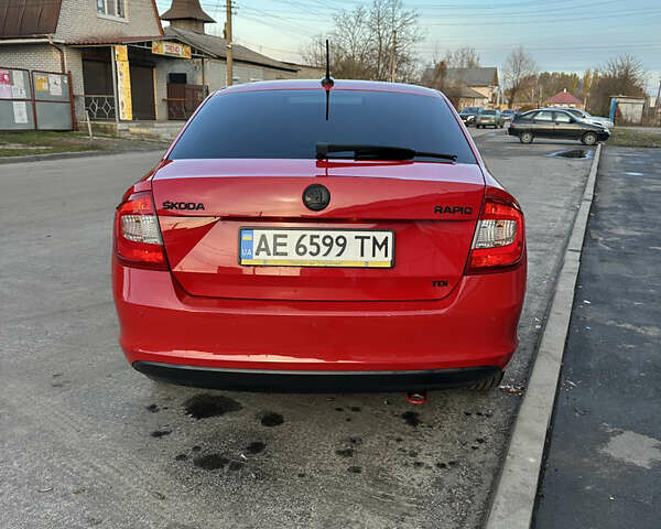 Красный Шкода Рапид, объемом двигателя 1.6 л и пробегом 320 тыс. км за 7800 $, фото 7 на Automoto.ua