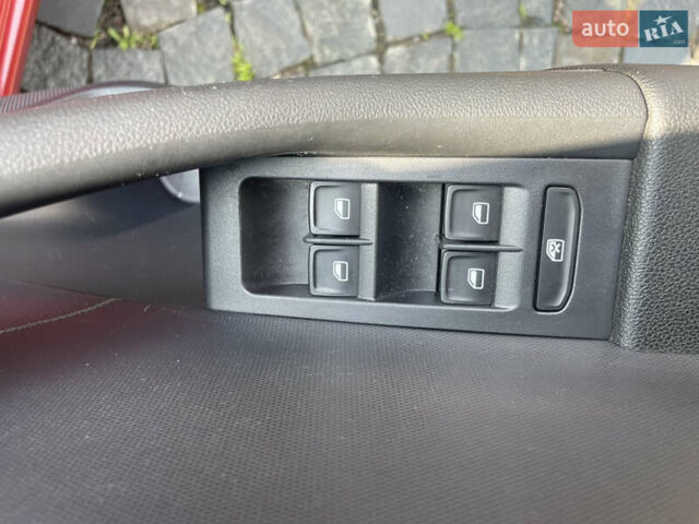 Червоний Шкода Рапід, об'ємом двигуна 1.6 л та пробігом 118 тис. км за 9000 $, фото 19 на Automoto.ua