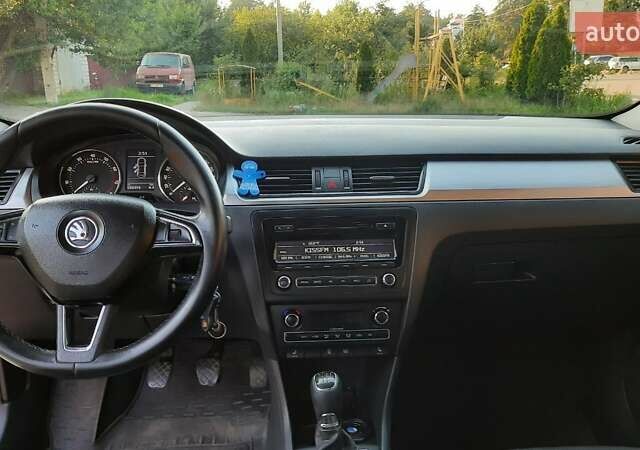 Шкода Рапид 2013 в Броварах на Automoto.ua Красный Шкода Рапид, объемом двигателя 1.6 л и пробегом 189 тыс. км за 8200 $, фото 9 на Automoto.ua