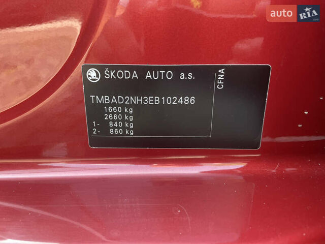 Червоний Шкода Рапід, об'ємом двигуна 1.6 л та пробігом 118 тис. км за 9000 $, фото 12 на Automoto.ua