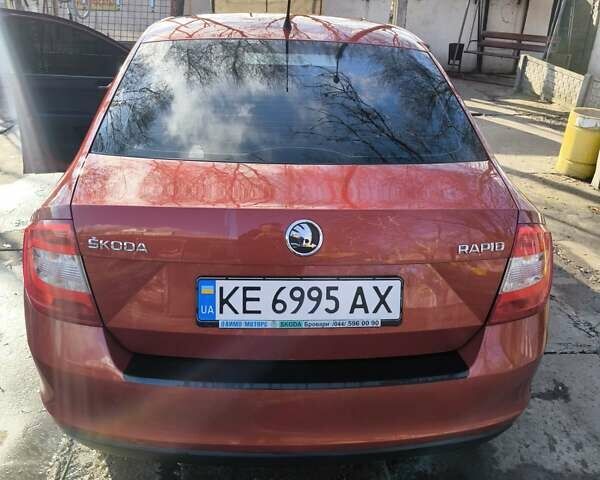 Червоний Шкода Рапід, об'ємом двигуна 1.2 л та пробігом 76 тис. км за 9000 $, фото 4 на Automoto.ua