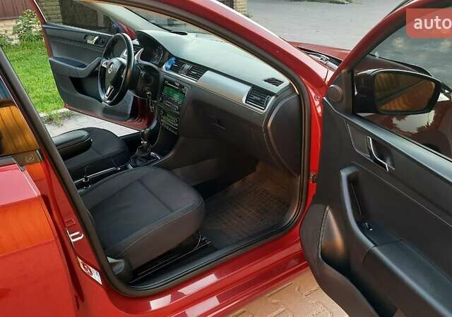 Шкода Рапид 2013 в Броварах на Automoto.ua Красный Шкода Рапид, объемом двигателя 1.6 л и пробегом 189 тыс. км за 8200 $, фото 7 на Automoto.ua