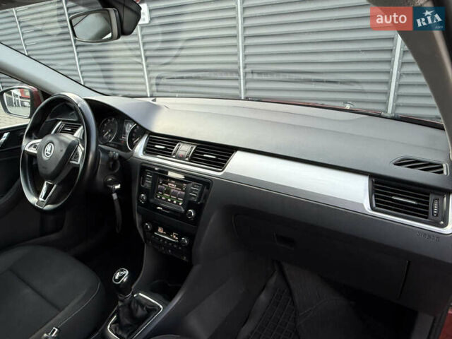 Красный Шкода Рапид, объемом двигателя 1.6 л и пробегом 333 тыс. км за 6500 $, фото 19 на Automoto.ua