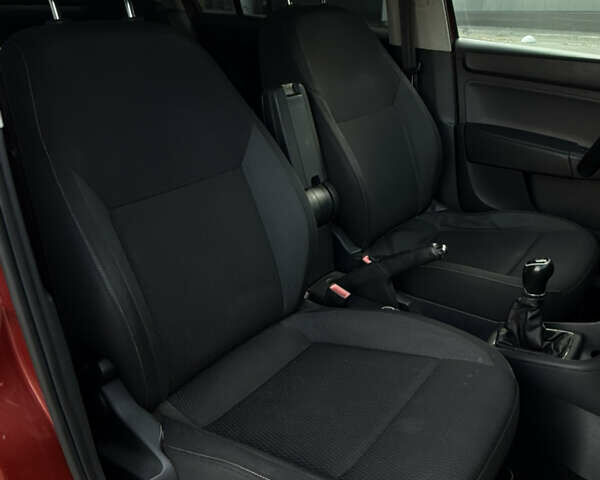 Красный Шкода Рапид, объемом двигателя 1.6 л и пробегом 333 тыс. км за 6500 $, фото 20 на Automoto.ua