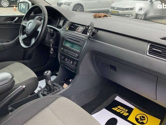 Шкода Рапид 2013 в Мукачеве на Automoto.ua Шкода Рапид, объемом двигателя 1.2 л и пробегом 220 тыс. км за 9300 $, фото 14 на Automoto.ua