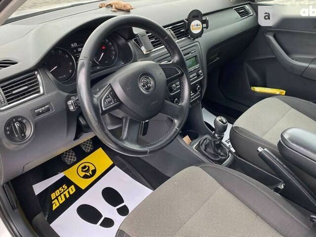 Шкода Рапид 2013 в Мукачеве на Automoto.ua Шкода Рапид, объемом двигателя 1.2 л и пробегом 220 тыс. км за 9300 $, фото 10 на Automoto.ua