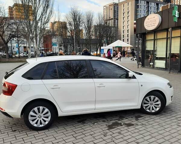 Шкода Рапід, об'ємом двигуна 1.2 л та пробігом 180 тис. км за 7000 $, фото 11 на Automoto.ua