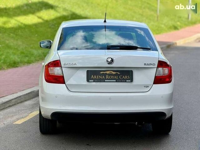 Шкода Рапід, об'ємом двигуна 1.6 л та пробігом 215 тис. км за 10500 $, фото 7 на Automoto.ua