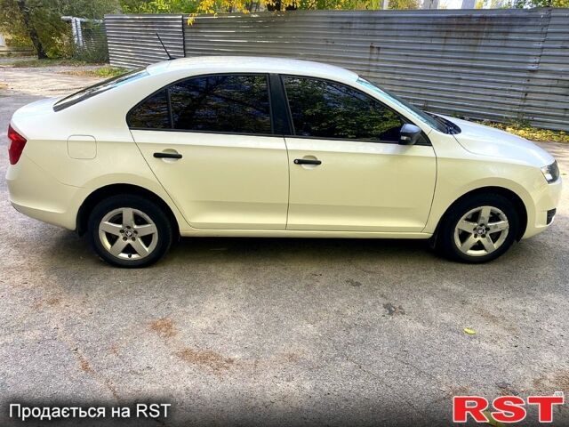 Шкода Рапид, объемом двигателя 1.2 л и пробегом 190 тыс. км за 9500 $, фото 1 на Automoto.ua