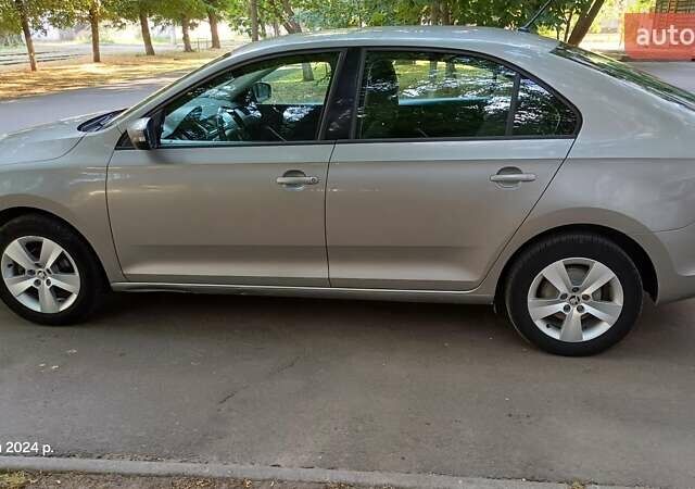 Шкода Рапід, об'ємом двигуна 1.2 л та пробігом 225 тис. км за 8400 $, фото 5 на Automoto.ua