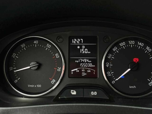 Сірий Шкода Рапід, об'ємом двигуна 0 л та пробігом 154 тис. км за 7600 $, фото 14 на Automoto.ua