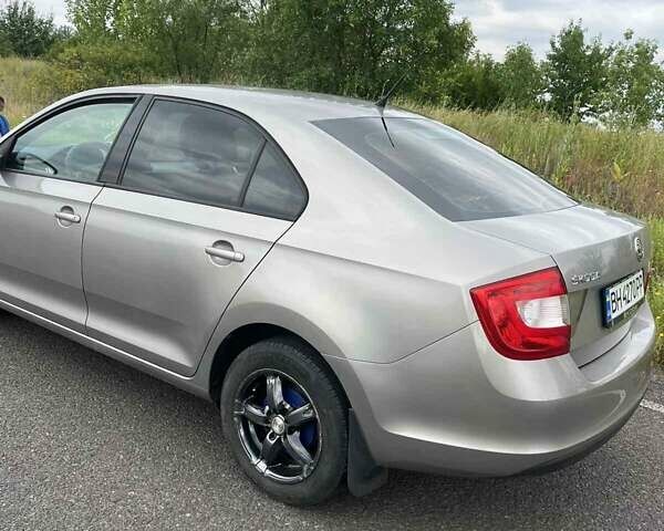 Сірий Шкода Рапід, об'ємом двигуна 1.2 л та пробігом 197 тис. км за 7200 $, фото 56 на Automoto.ua