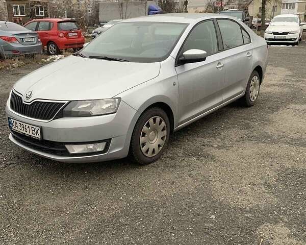 Серый Шкода Рапид, объемом двигателя 1.6 л и пробегом 213 тыс. км за 7000 $, фото 3 на Automoto.ua