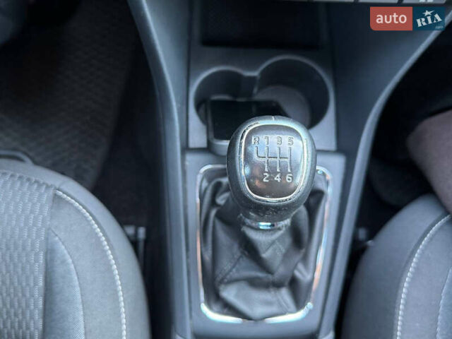 Серый Шкода Рапид, объемом двигателя 1.2 л и пробегом 68 тыс. км за 8300 $, фото 19 на Automoto.ua
