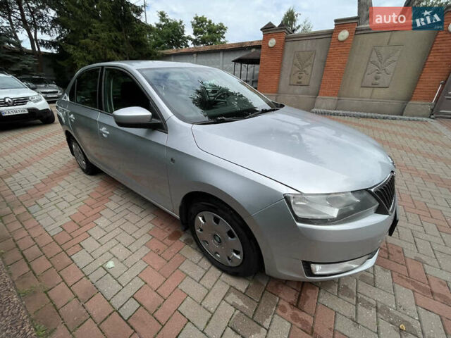 Серый Шкода Рапид, объемом двигателя 1.6 л и пробегом 316 тыс. км за 6800 $, фото 4 на Automoto.ua